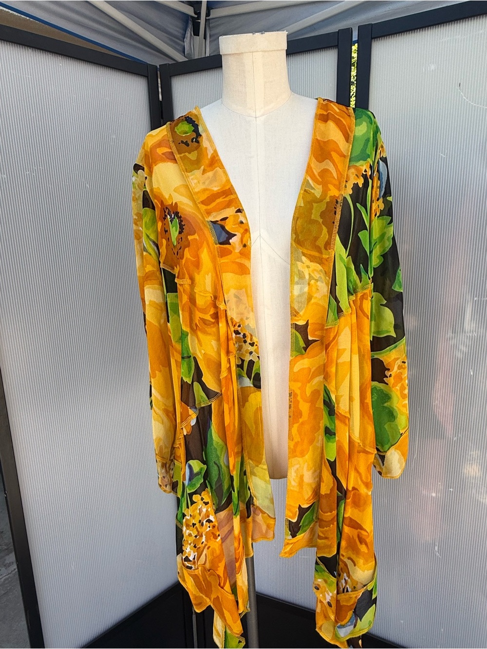 Brand new Open-Front Floral Duster Jacket in Yellow & Green